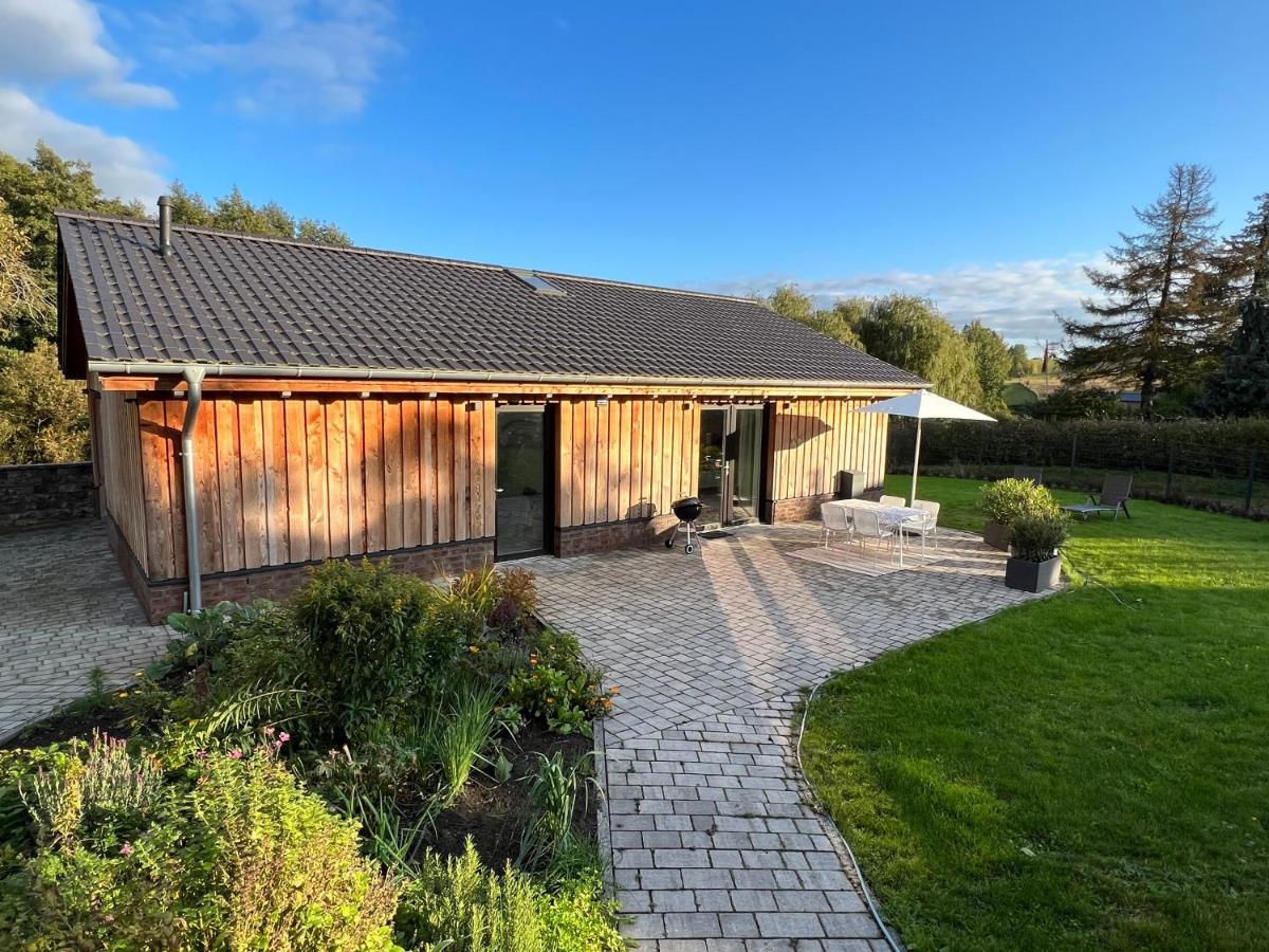 Ferienhaus Auszeit Mit Sauna Schwarz Exterior foto