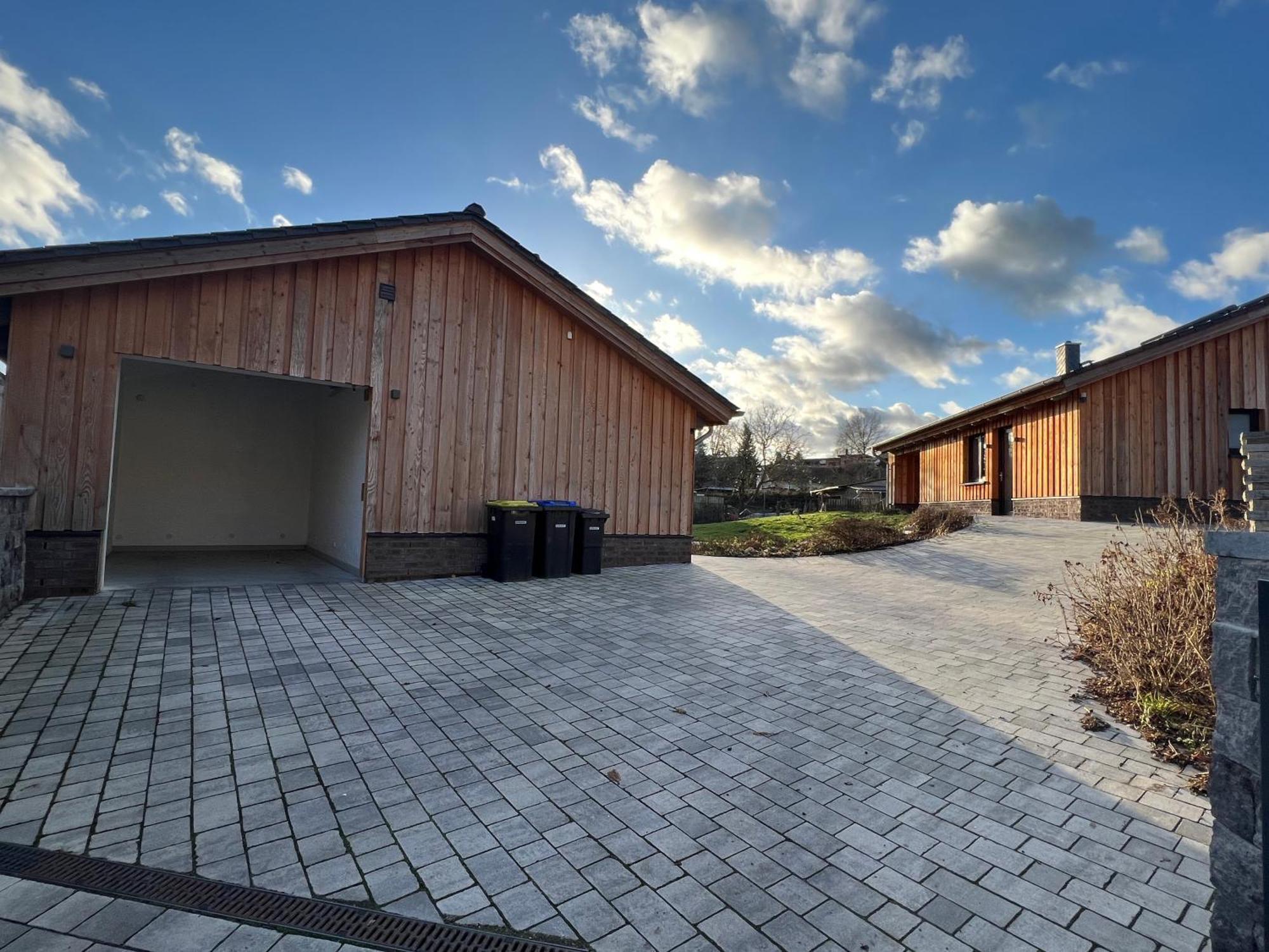 Ferienhaus Auszeit Mit Sauna Schwarz Exterior foto